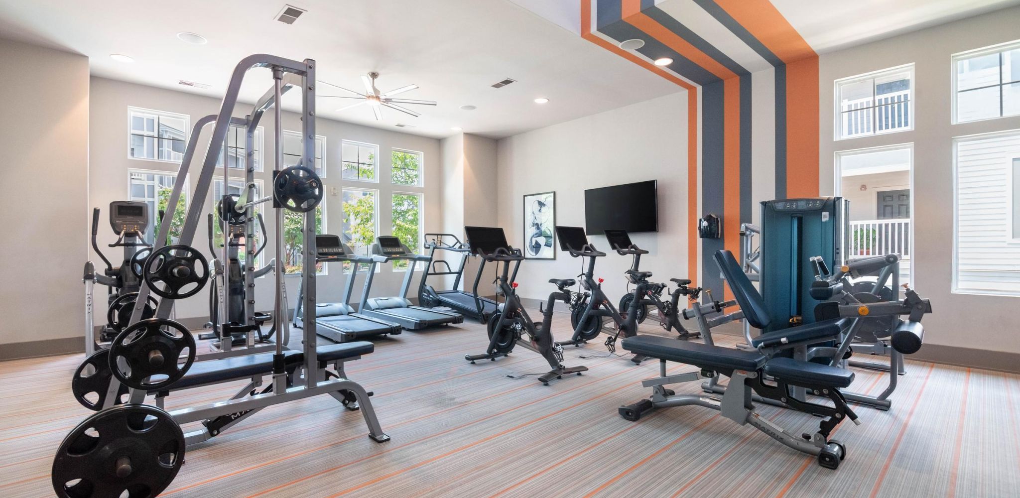 Hawthorne Davis Park resident fitness center with modern training equipment